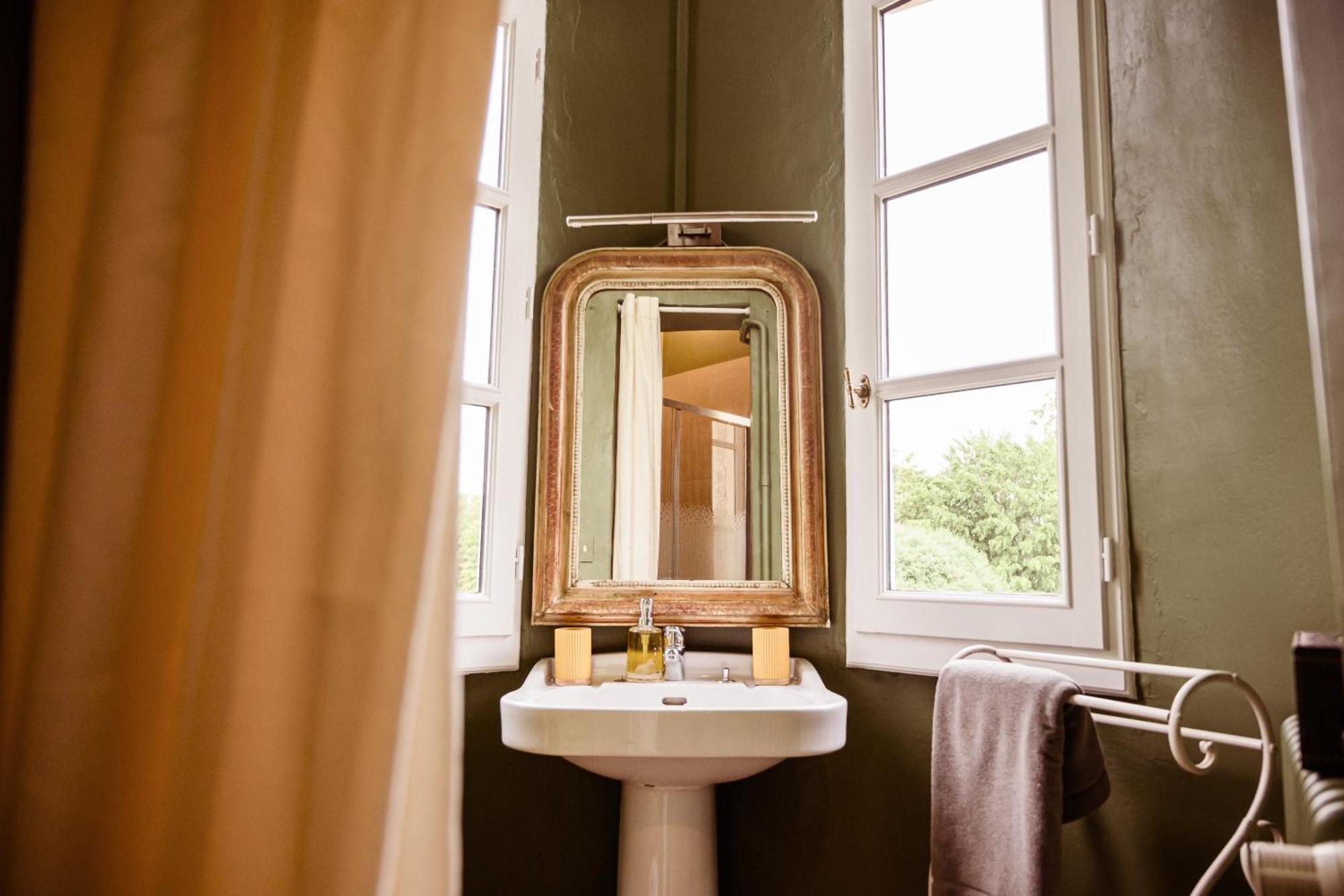 Chateau De La Grange Moreau Vallon-sur-Gee エクステリア 写真
